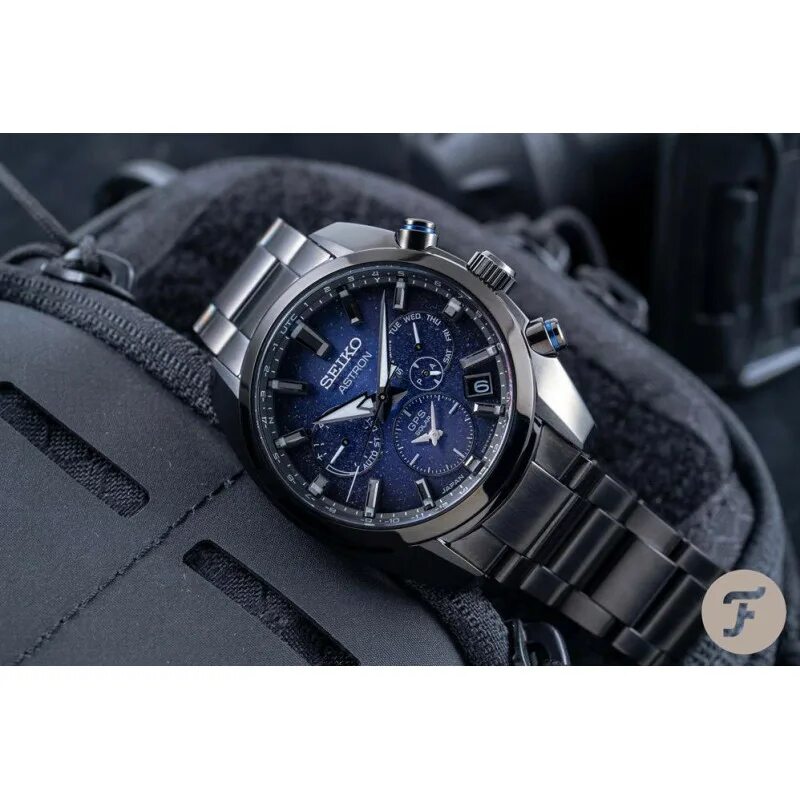 J 001. Seiko sarw025. J 001. Ssa5700su. Наручные часы q&q vs26j005.