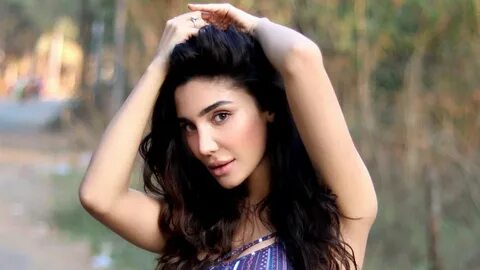 Halina Khan Wallpapers - Wallpaper Cave.