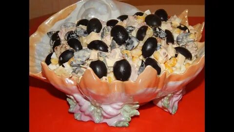 Маслины грибы курица