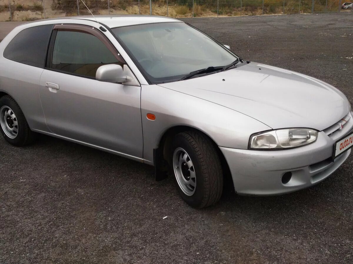 Митсубиси мираж купить. Mitsubishi Mirage 1999. Митсубиси Мираж 1999 купе. Mitsubishi Mirage, 1999 год в. Митсубиси Мираж хэтчбек 1999.