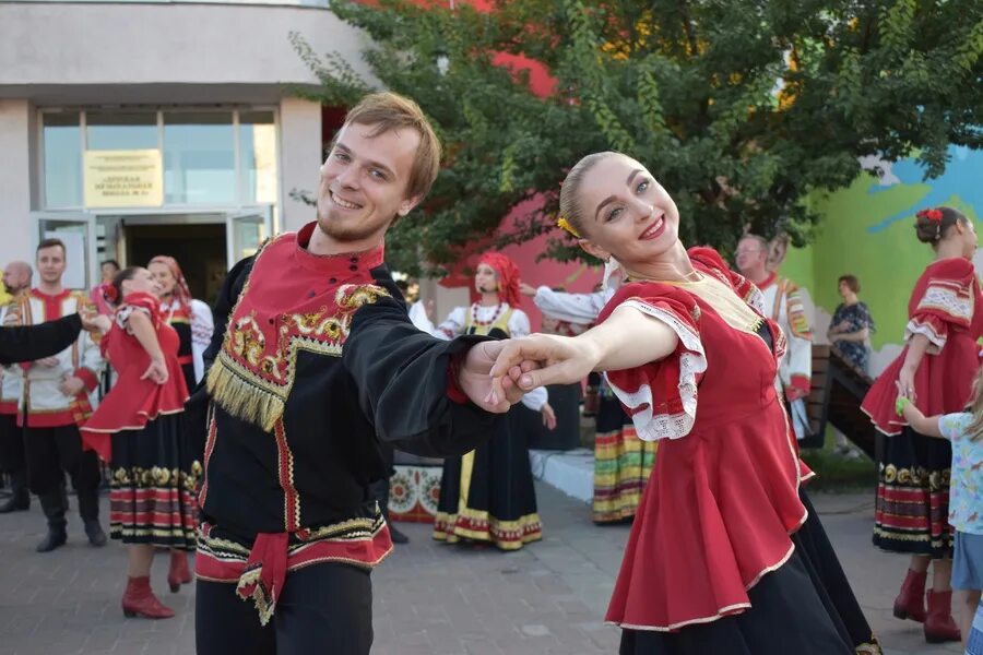 старый оскол белгородская область. ночной старый оскол. музыкальная школа старый оскол жукова. старый оскол новый город. старый оскол белгородская область.