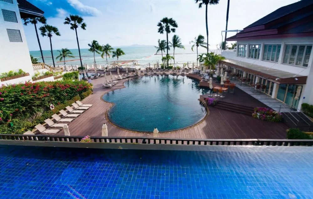 Lanai pullman pattaya. Пулман паттайя отель. Отель пульман паттайя. Отель pullman pattaya hotel g 5*. Отель пулман паттайя джи 5.