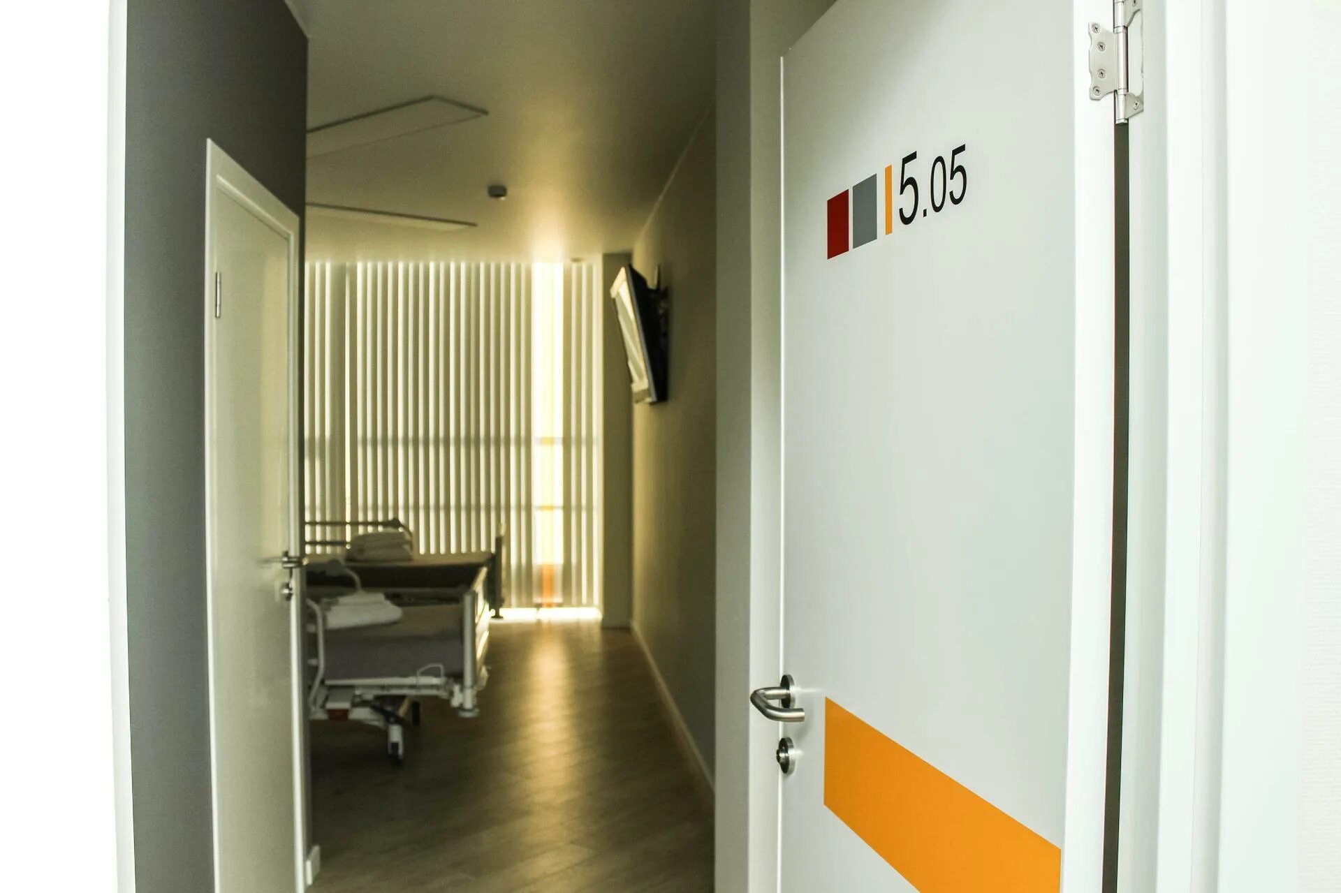 Dmz воронеж клиника. Немецкий медицинский центр. Немецкая клиника воронеж дорожная. Немецкий медицинский центр дорожная 8. Воронеж немецкий медицинский центр на дорожной.