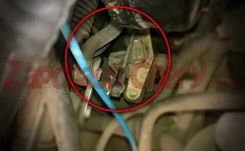 Включая скорость машина не едет