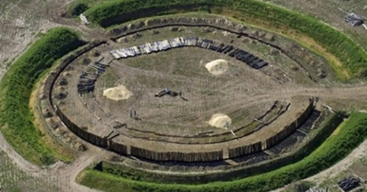 гозекский круг в германии. одна из древнейших обсерваторий на земле. гозекский круг в германии. гозекский круг, германия, гозек. гозекский круг древнейшая обсерватория.