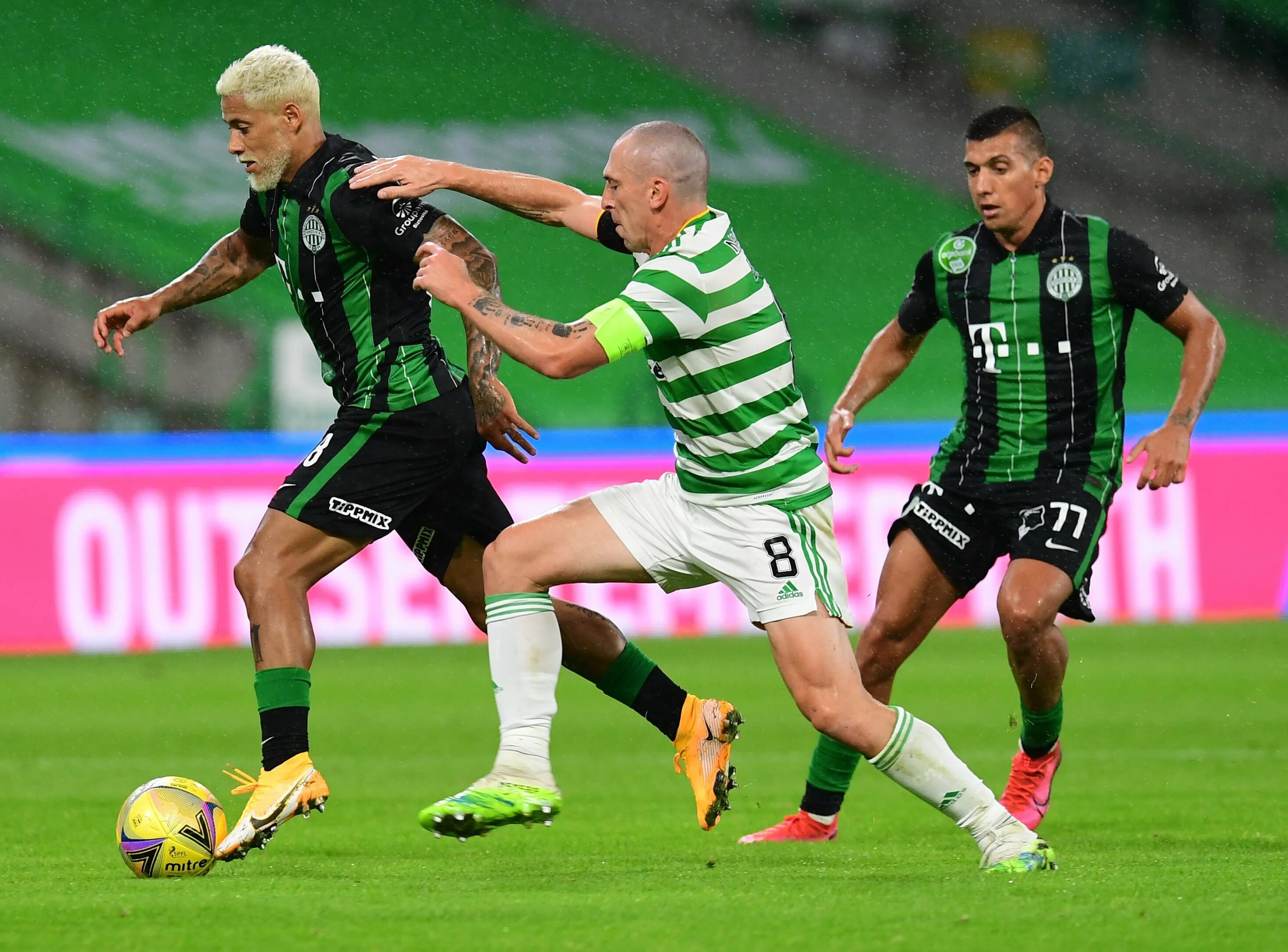 Фк ференцварош. Ференцварош. Ференцварош 2023. Ференцварош плей офф. Черчесов ференцварош чемпион.