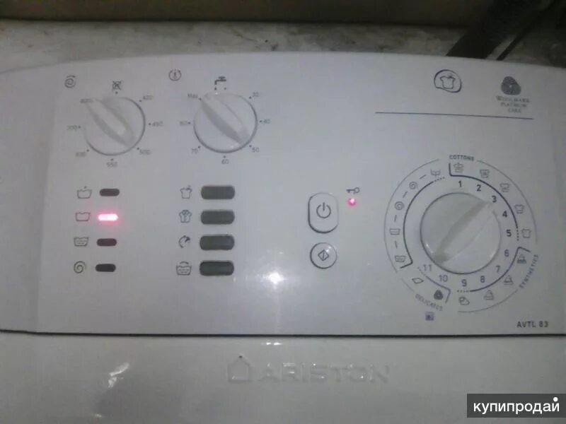 Стиральная машина hotpoint ariston вертикальная загрузка. Панель управления Ariston AVTL 104. Аристон Хотпоинт стиральная AVTL 83. Стиральная машинка Ariston AVTL 83. Панель управления стиральной машины Аристон AVTL 83.