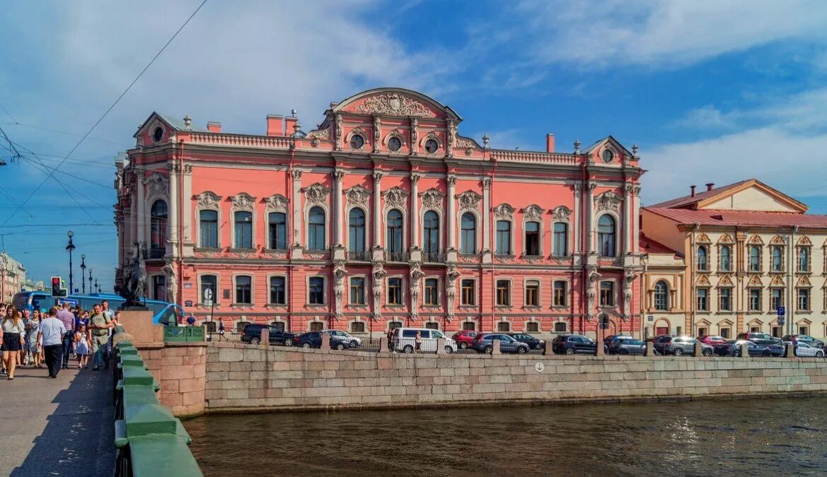 Строгановский дворец сайт. Строгановский дворец в Санкт-Петербурге. Русский музей, Строгановский дворец, Санкт-Петербург. Дворец Строганова в Петербурге. Растрелли Строгановский дворец в Петербурге.