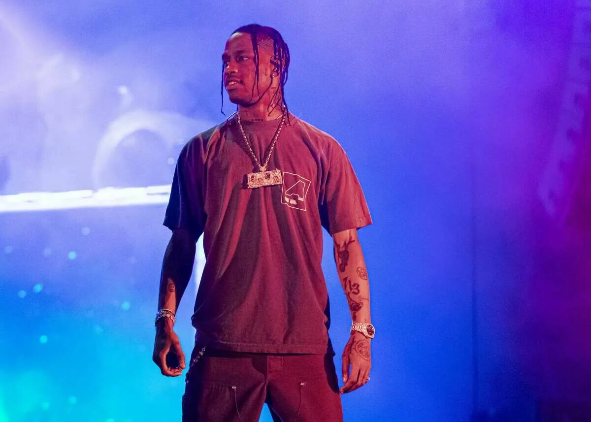 Travis scott i know перевод. Travis scott. трэвис трэвис скотт. travis travis scott. русский трэвис скотт.
