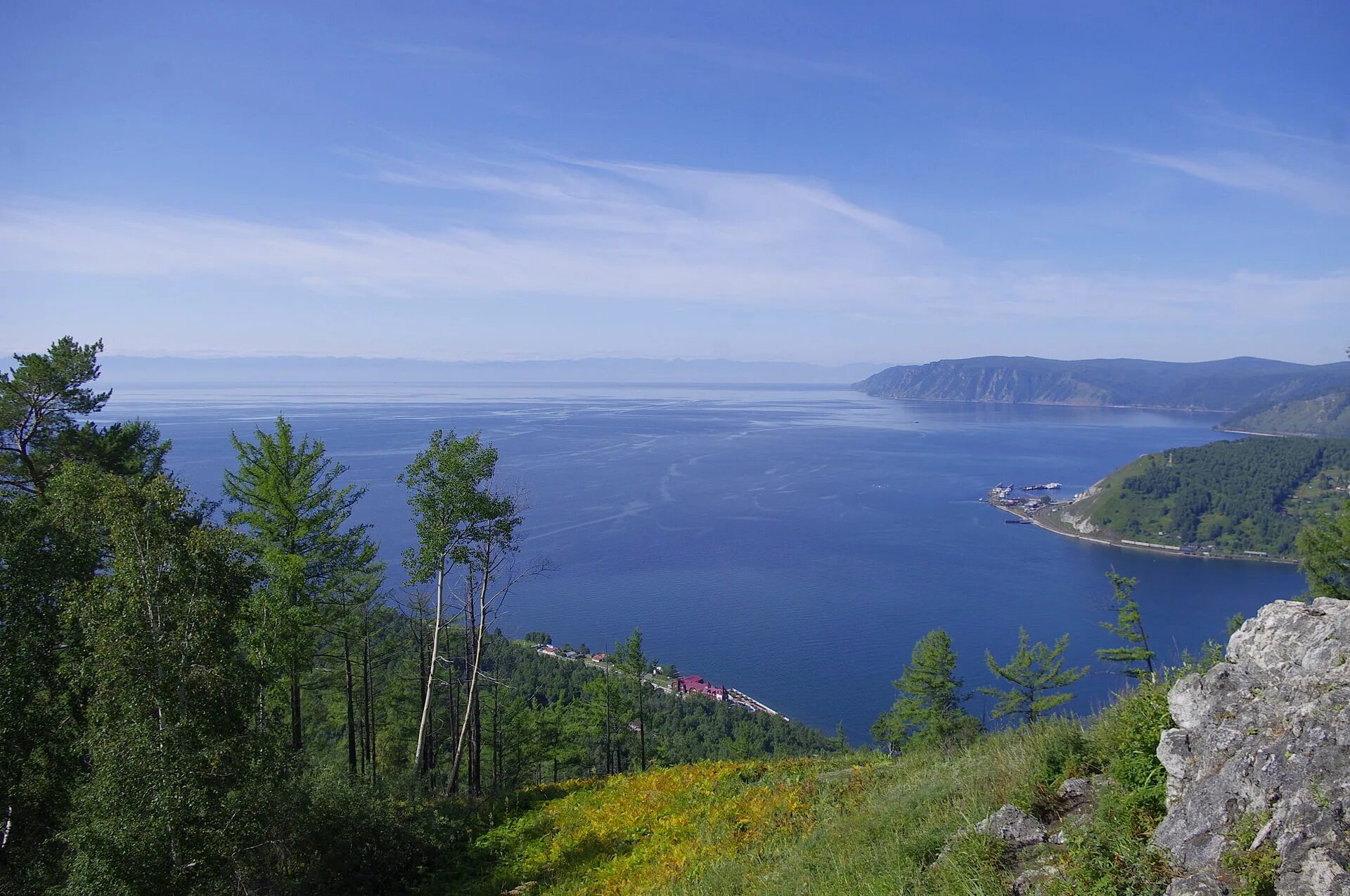 The world deepest lake is lake. Озеро Байкал, Иркутская область, Бурятия. Озеро Байкал, Восточная Сибирь. Восточная Сибирь Байкал. Улан Удэ озеро Байкал.