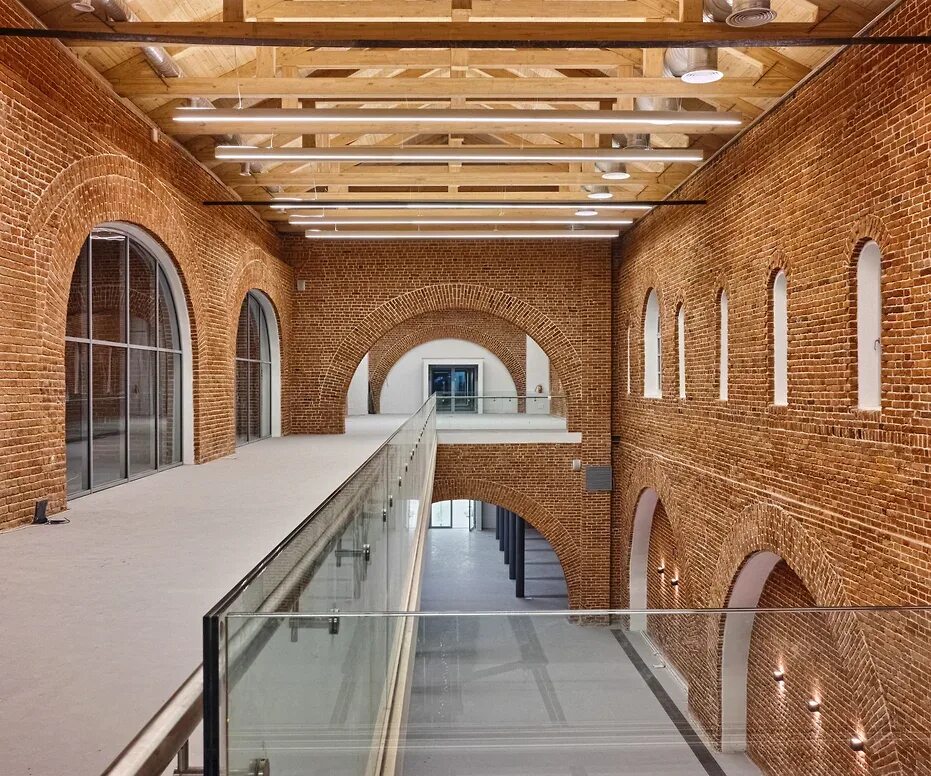 Арт пространство цех нижний новгород. Арт пространства нижний. Музей футуро нижний новгород. Галерея арсенал нижний новгород. Мультимедиа арт пространство цех нижний новгород.