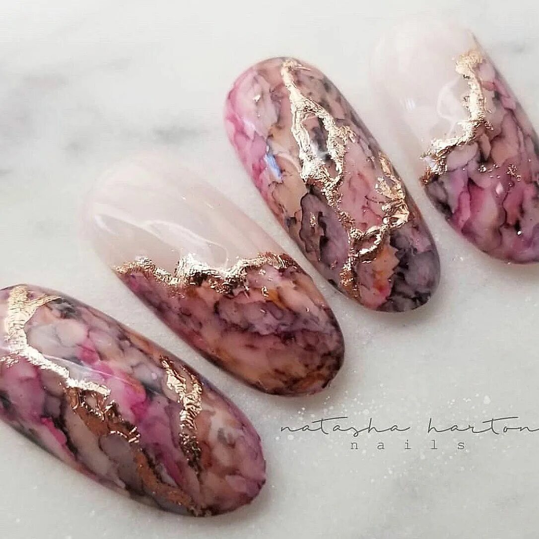 марбл стоун маникюр. марбл стоун маникюр. свадебный маникюр мраморный. мраморный эффект. маникюр имитация натурального камня.