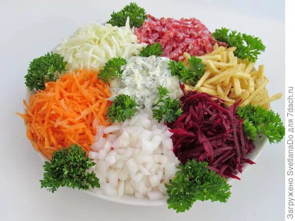 Салат семь холмов. Салат калейдоскоп с курицей. салат краски. салат сезонный. салат краски осени.