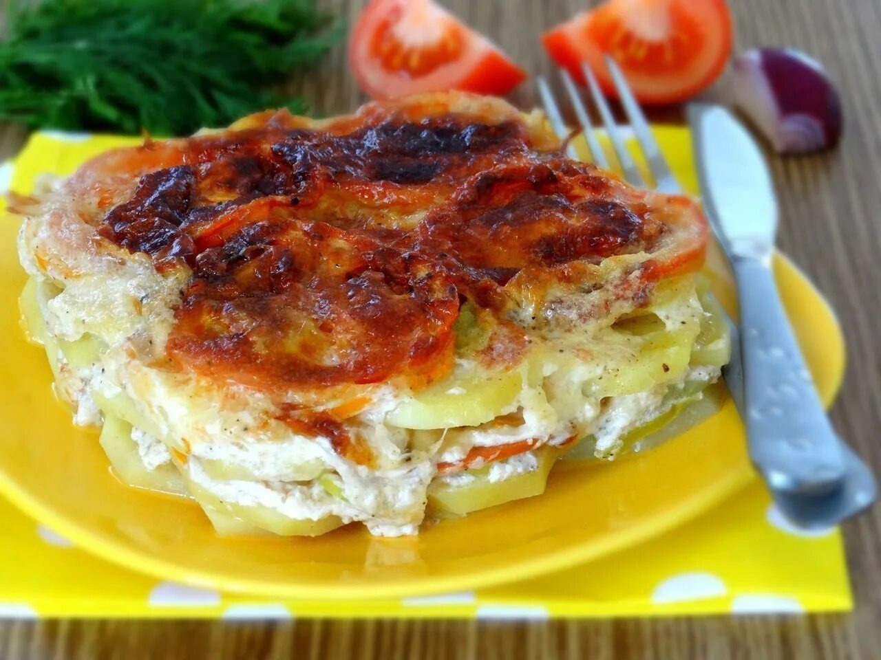 Картофельный гратен с сыром. Гратен приготовление. Картофельный гратен дофинуа. Овощной гратен. Гратен приготовление.