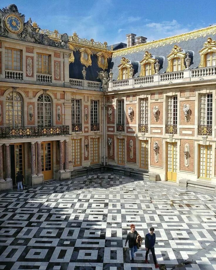 Chateau versailles. Версальский дворец. Версаль. Дворец Шато Версаль. Охотничий замок Версаль. Версаль резиденция французских королей.