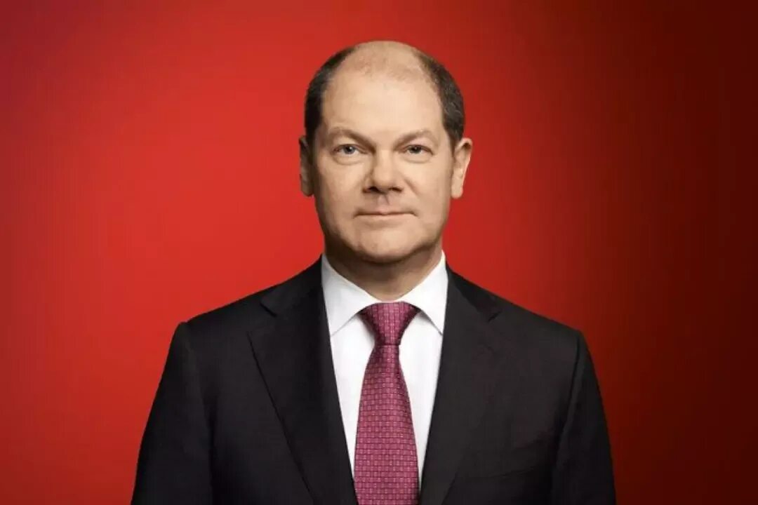 Olaf scholz. Шольц канцлер Германии. Шольц и Мартынов. Олаф Шольц фото. Шольц дурак.