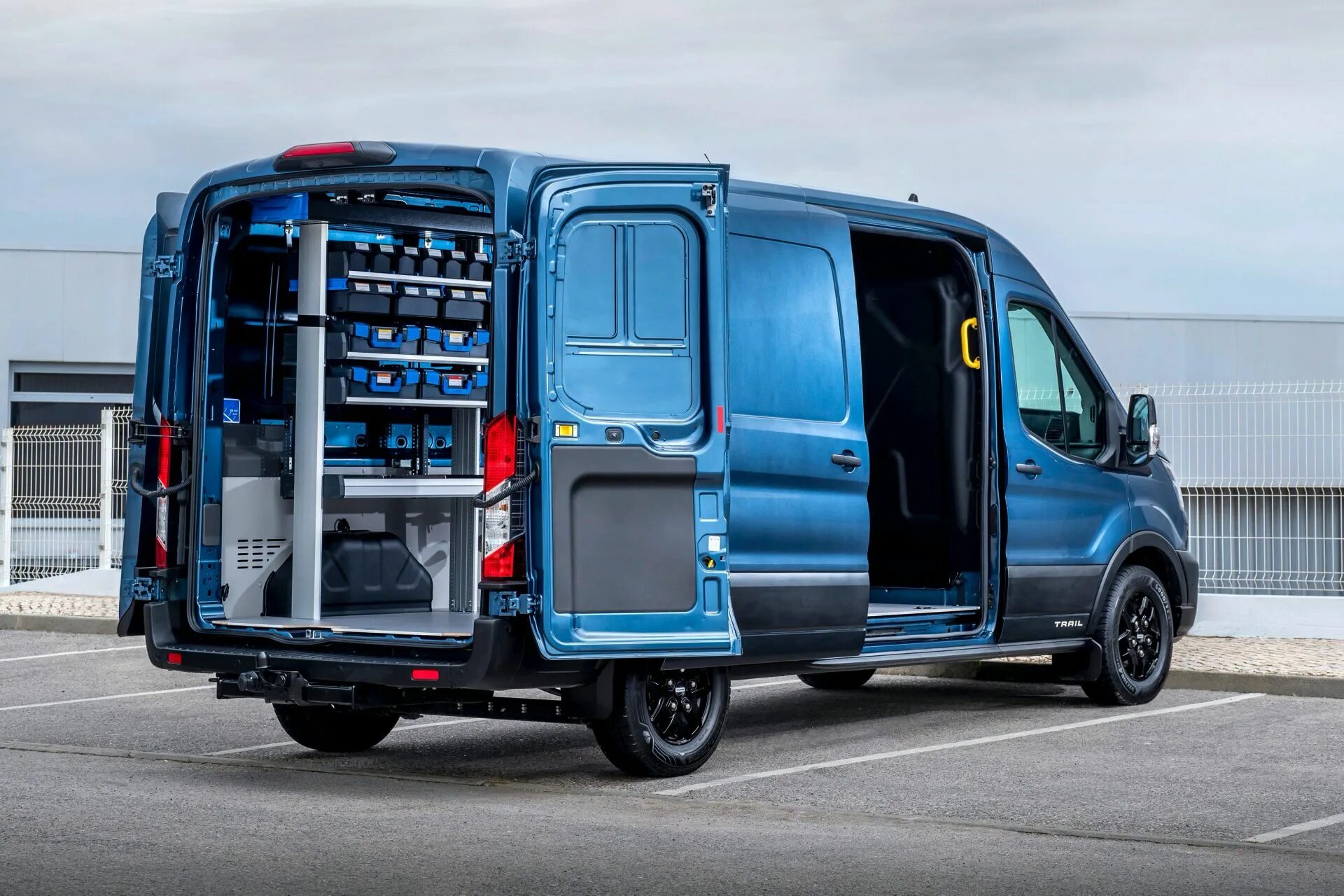 Ford Transit фургон 2020. Фургон Ford Transit l3 цельнометаллический. Форд Транзит фургон 2021. Ford e-Transit Custom 2022.