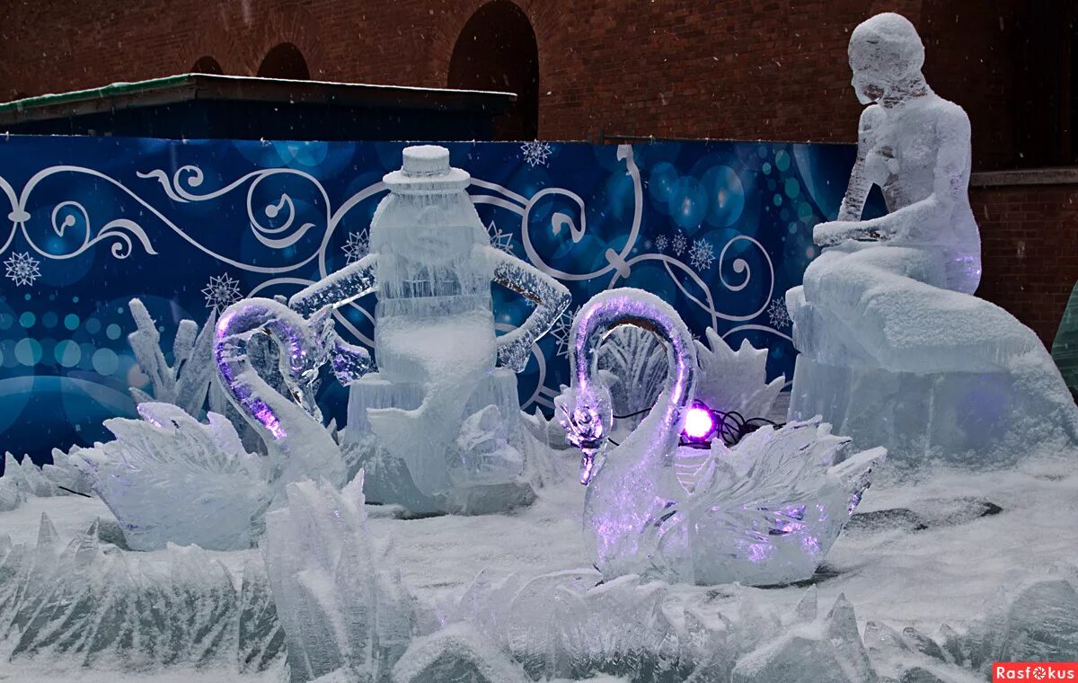 герои сказки о избушке ледяной и лубяной. ледяное царство. новогодние ледяные скульптуры. книги холодное сердце дисней. сказку про ледяную.