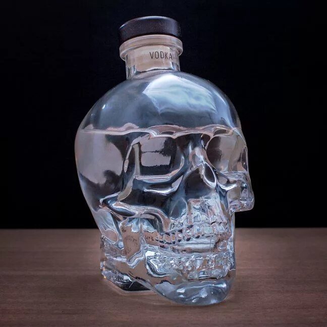 Crystal Head Vodka Статуи, Череп