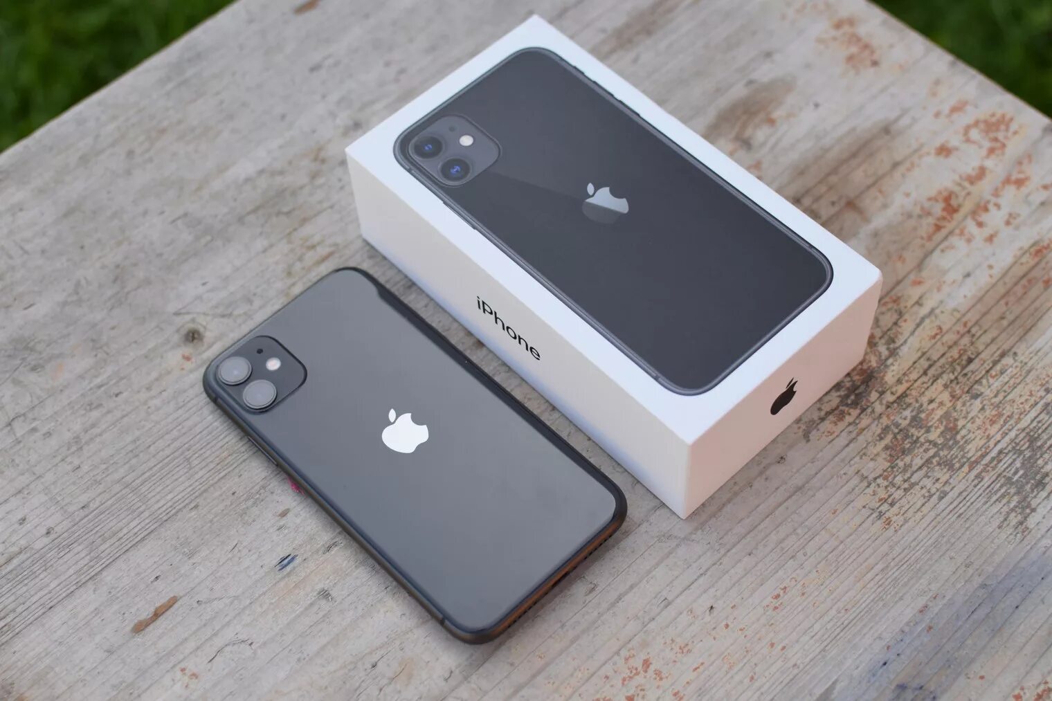 Iphone 11 128gb ru. Iphone 11 64gb. Iphone 11 64gb черный. Iphone 11 128gb Black. Айфон 11 чёрный 256 ГБ.