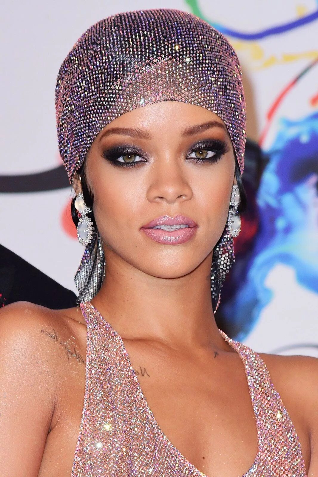 Рианна фото. Рианна. Рианна 2021. РИА. Рианна на CFDA Fashion Awards.