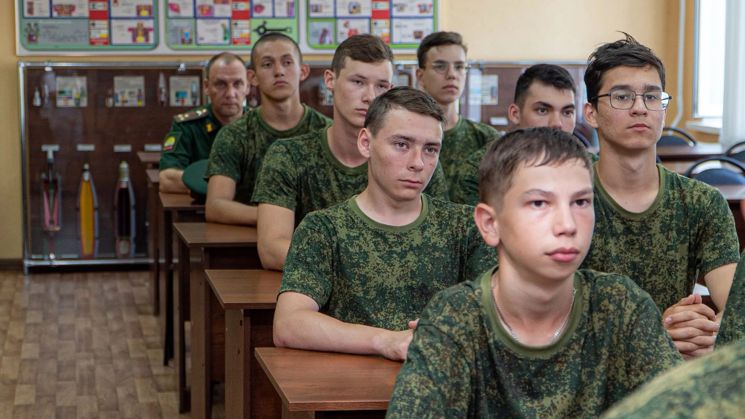 Полигон в константиновке пенза. Артуха пенза. Военно патриотические сборы пенза. Steel division 2 арты. Артиллерийский институт саратов.