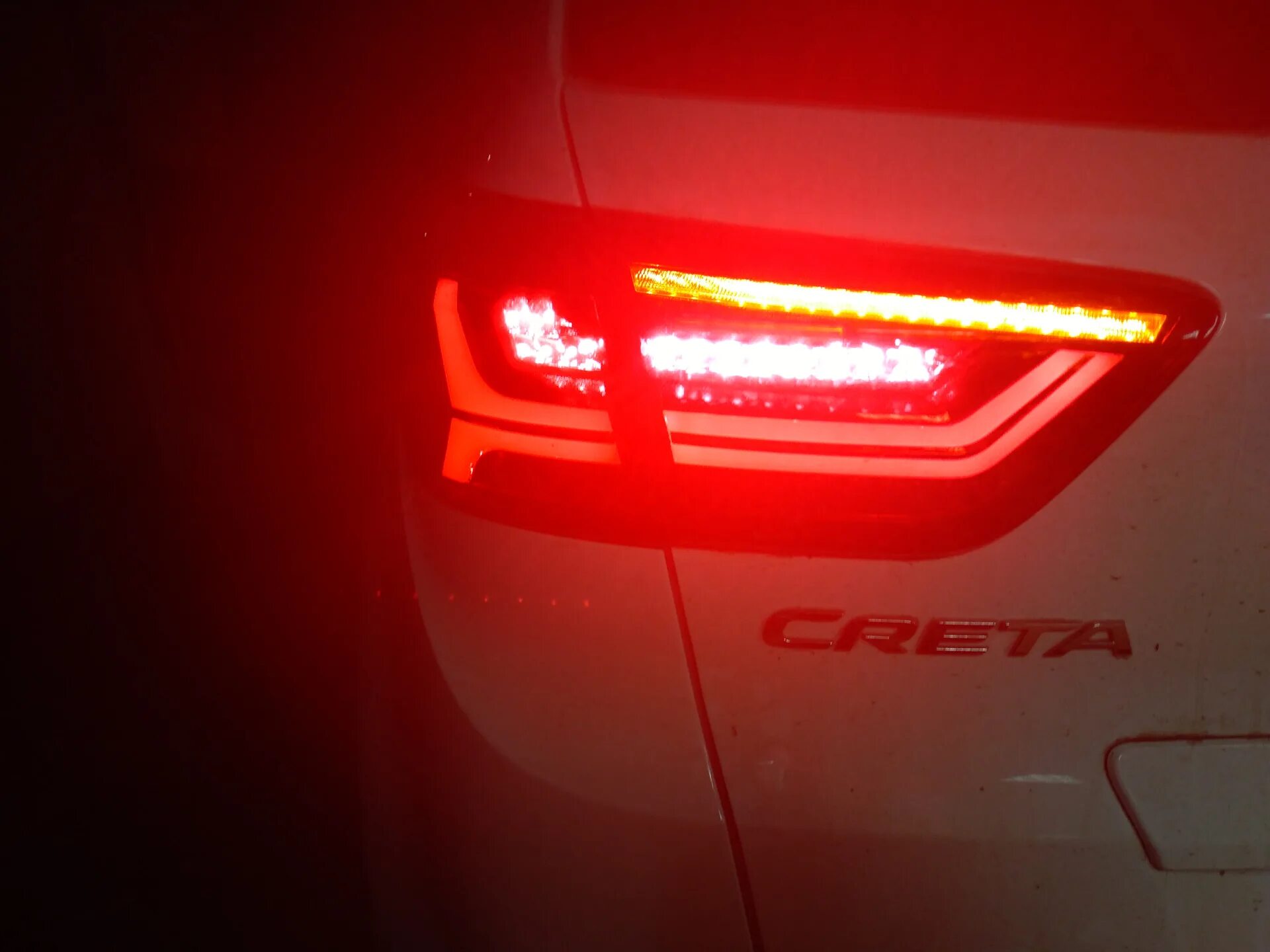 Фонарь hyundai creta. Задние светодиодные фонари на Хендай Крета. Задний светодиодный фонарь Hyundai Creta. Задние фары Крета светодиодные. Hyundai Creta диодные фонари.