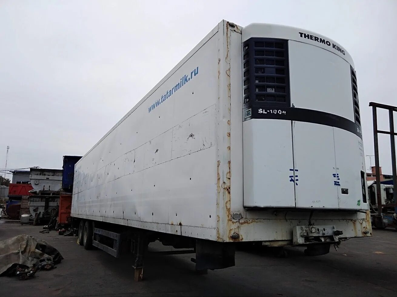 Разбор полуприцепов шмитц. Нефаз тонар прицеп грузовой. Полуприцеп автовоз тентованный. Разобранный полуприцеп для тягача. Разбор полуприцепов.