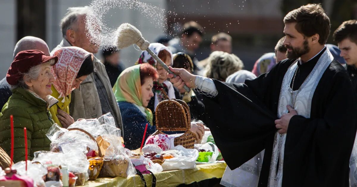 Когда в этом году христианская пасха. Празднование Пасхи. Праздник "Пасха". Христианская Пасха. Пасха отмечают.