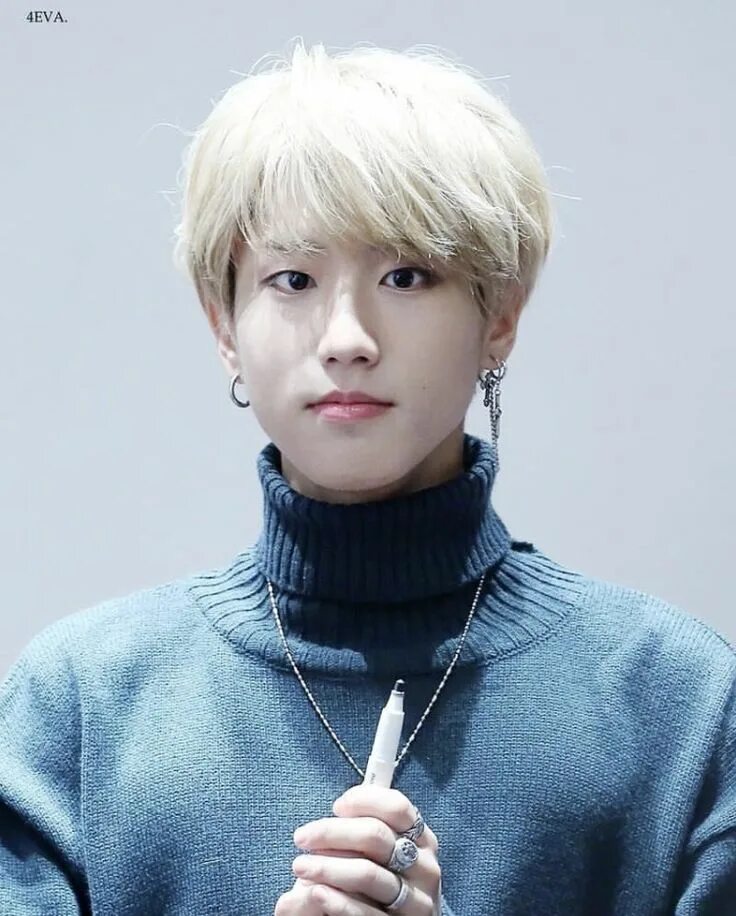 Джисон хан скз. Джисон stray kids. Stray kids хан. Хан джисон блондин. Джисон stray kids.