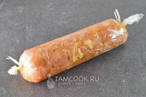 Рулет из курицы в рукаве
