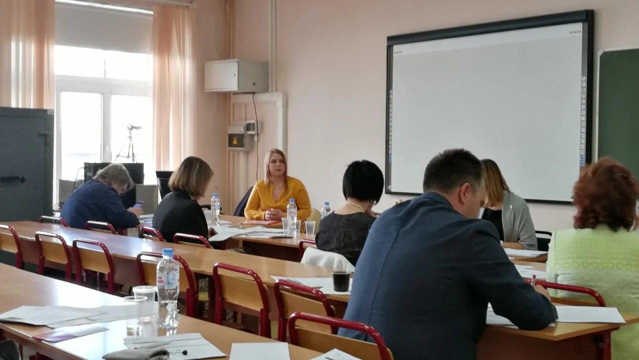 Программа учителя подмосковья. Сертификация московский учитель. зарплата преподавателя мгюа. московские учителя.