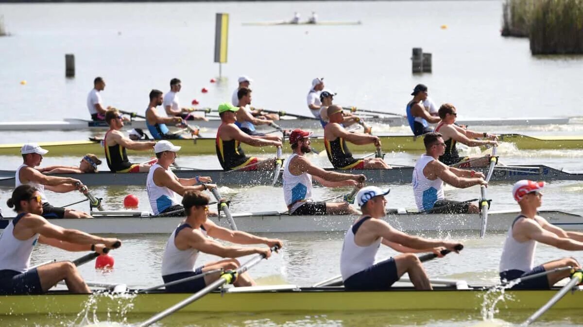 Гребля академическая чемпионат. Академическая гребля World Rowing u19. Racice Rowing 2021. Мастерс регата Венгрия фото. Самая престижная гонка в Англии 1715 года по гребле.