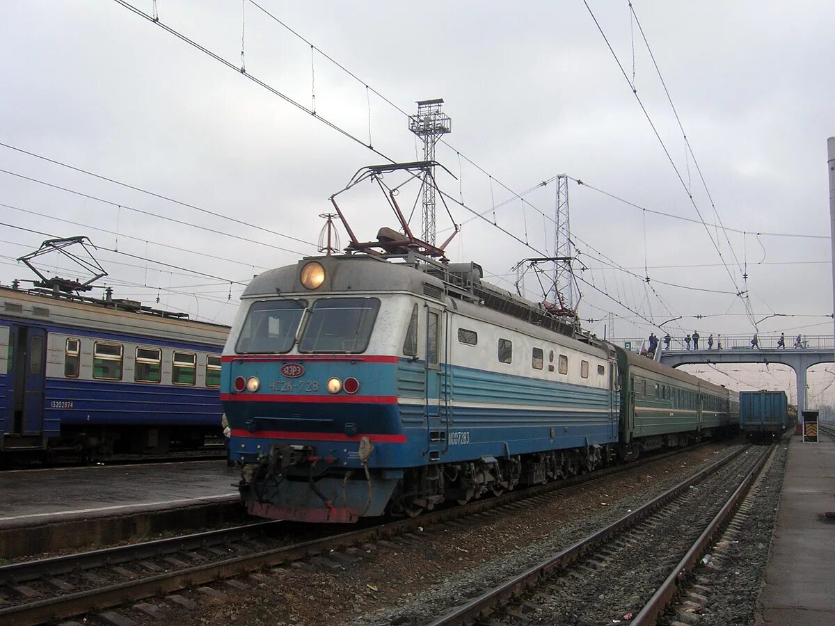 сызрань ж д вокзал. тчэ сызрань. поезд на ладожском вокзале. вл10 сызрань. чс2 в самаре.