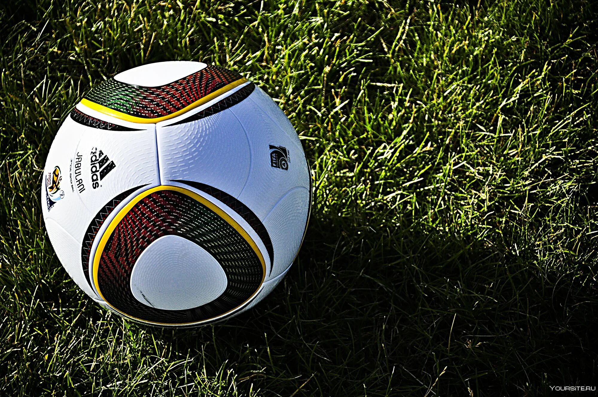 Самой дорогой мяч. Adidas Jabulani. Adidas Jabulani Ball. Футбольный мяч Jo’bulani фирмы adidas. Джабулани 2010.