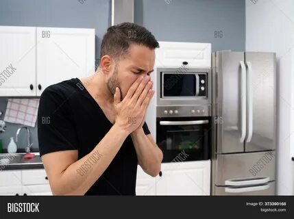 Странный запах на кухне