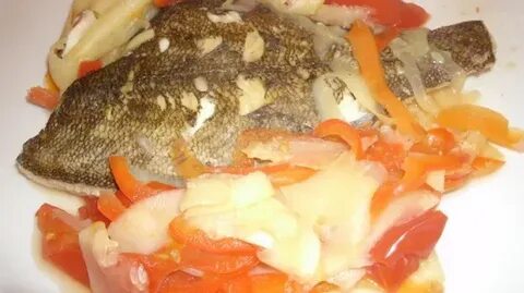 Рецепт камбалы в духовке с овощами