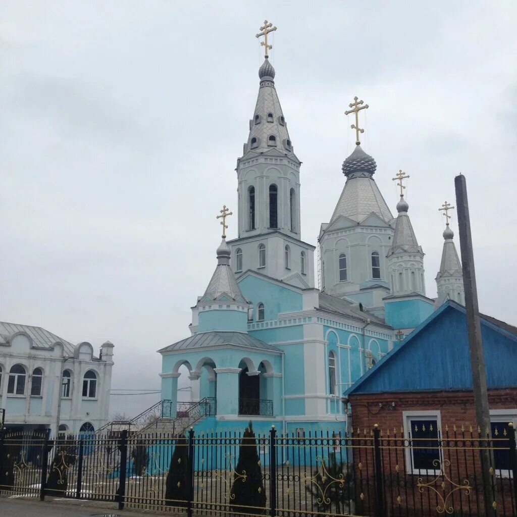 Город брюховецкая. Храм ст Брюховецкой. Покровский храм Брюховецкая. Станица Брюховецкая.