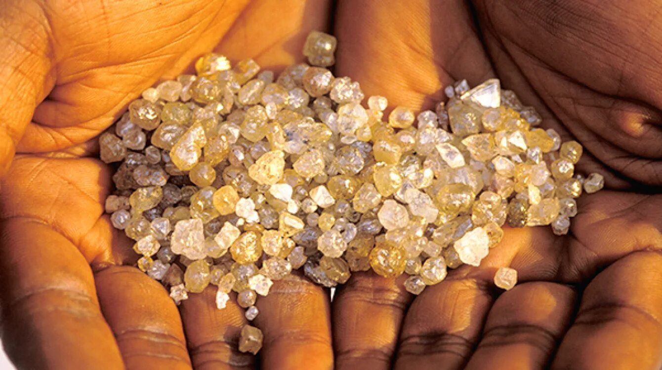Месторождения алмазов и золота в Африке. Алмазы Африки. Природный Алмаз. Добыча драгоценных камней.