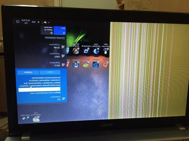 Часть экрана не реагирует. Acer v5-531 полосы на матрице. Изображение монитора ноутбука. Пол экрана на мониторе. Экран показывает половину.