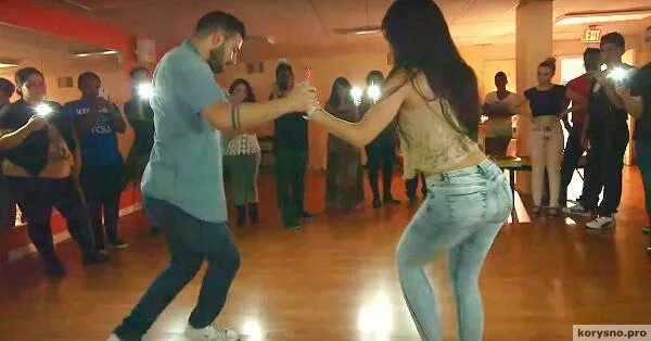Лучший танец бачата видео. Зажигательный танец. самые зажигательные танцы. бачата базовые движения. бачата в доминикане.