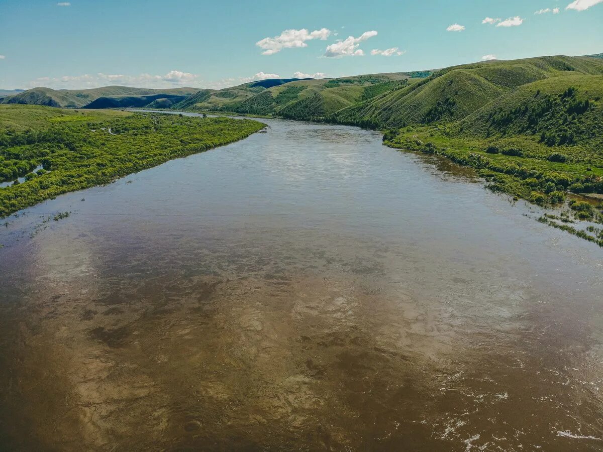 Река лоб. Река Онон Забайкальского края. Долина реки Онон Забайкальского края. Река Онон Монголия. Исток реки Онон Забайкальского края.