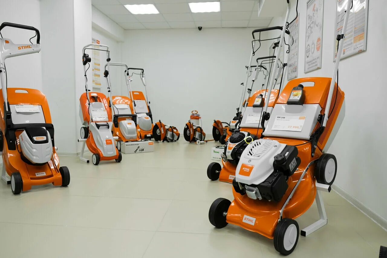 Штиль московская. Stihl Ленинский 99. Магазин штиль на Ленинском проспекте. Выставка Мотек генеральный партнер Москва штиль. Выставка Мотек Москва штиль фото.