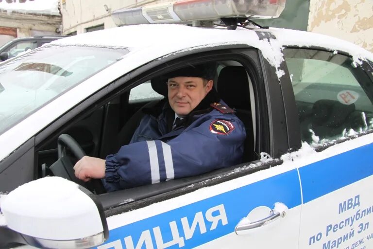 Троллейбусный парк йошкар-ола. Вакансии водителей в йошкар оле. Сотрудник с машиной. Дпсник. Дпс йошкар ола.