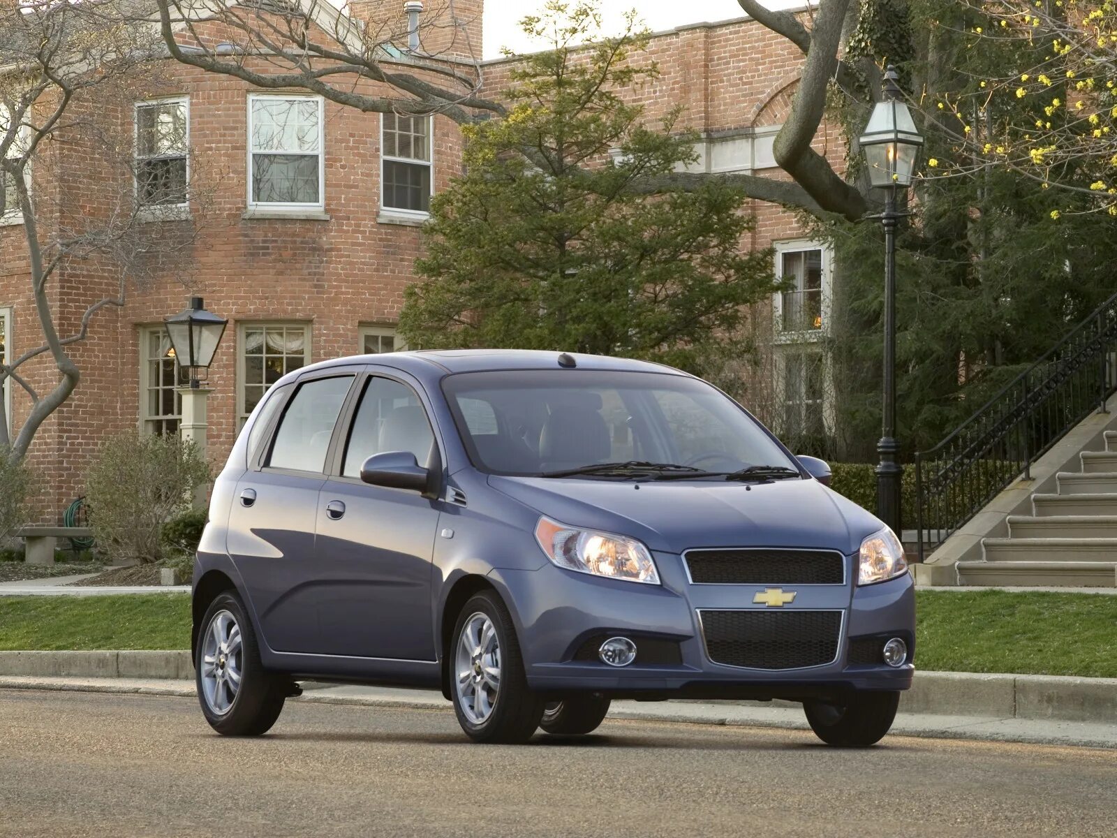 Chevrolet Aveo. Chevrolet Aveo Hatchback 2012. Chevrolet Aveo t250 хэтчбек. Chevrolet Aveo 2009. Автомобиль шевроле хэтчбек