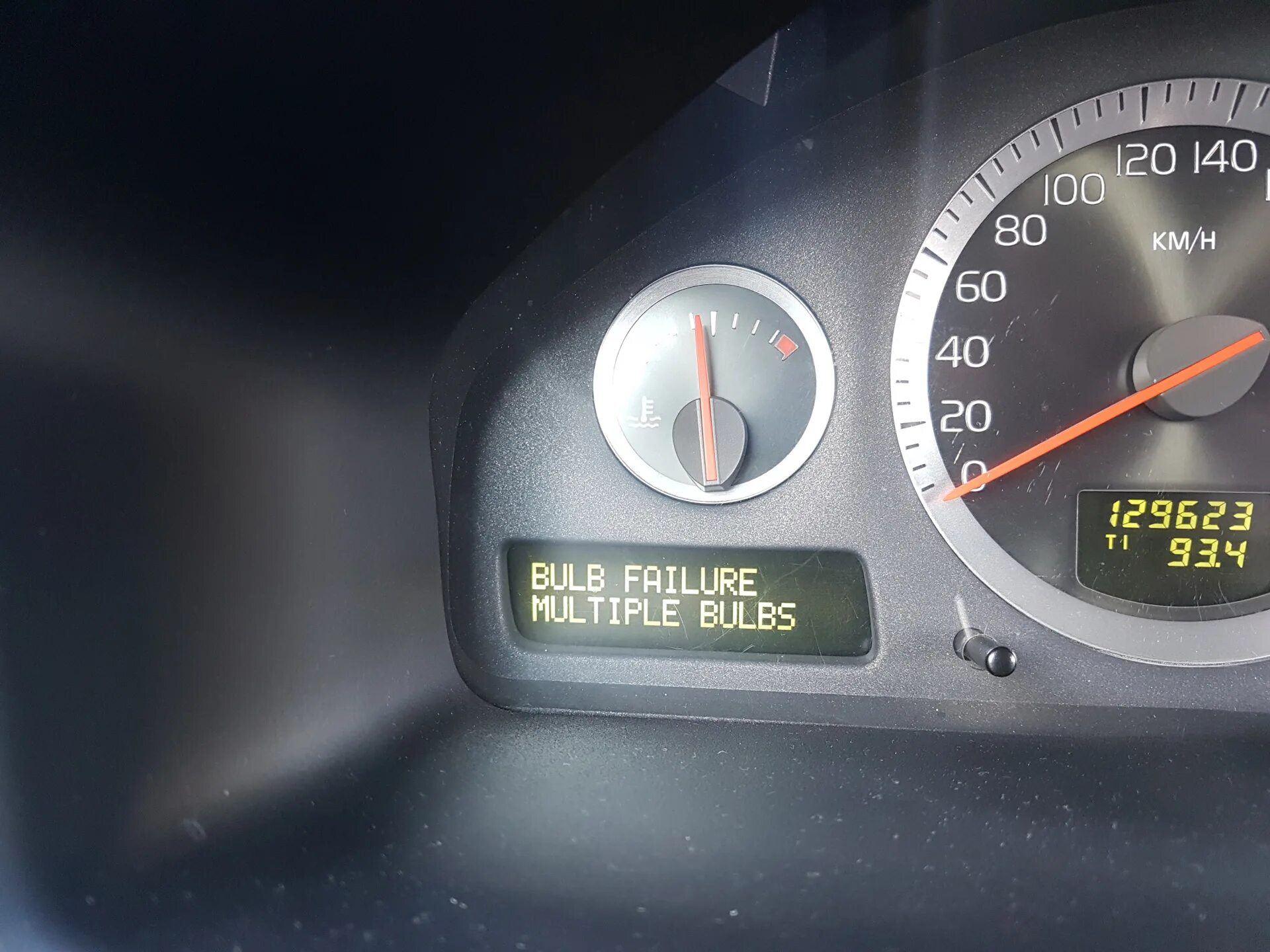Bulb failure position light. Bulb failure multiple bulb-59 volvo xc90. volvo xc90 bulb failure low beam. вольво ошибка 59. bulb failure multiple 59 volvo s60.