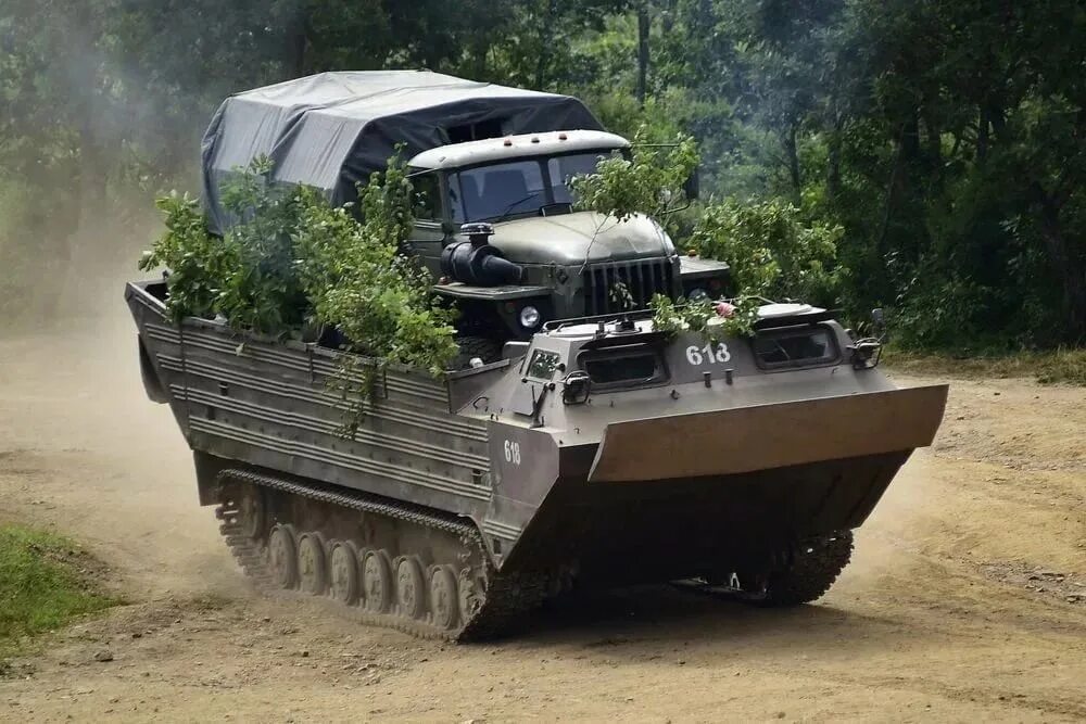 автомобиль танк отзывы. гражданский танк ripsaw ev2. танк 300 грейт вол. автомобиль танк отзывы. Gwm tank 300.