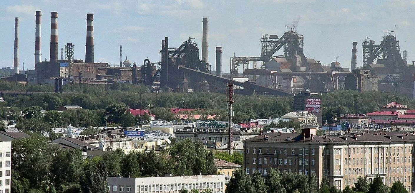 Уралмаш екатеринбург. Главный завод екб. Уральский турбомоторный завод. Завод узтм екатеринбург. Промышленность урала.