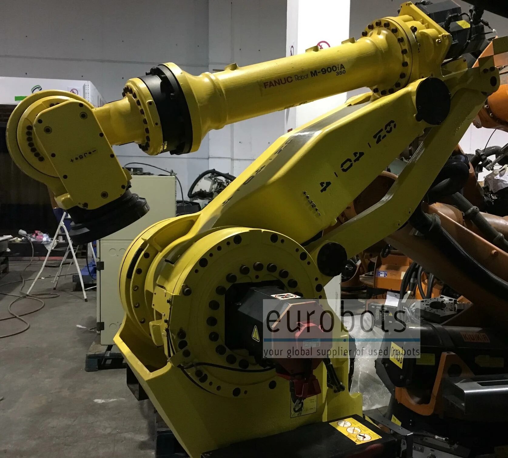 Robot m30 pro. Fanuc m-900ia/350. Промышленный робот Fanuc m-900ib/280l. P-350ia/45 робот. M-900ib/360.