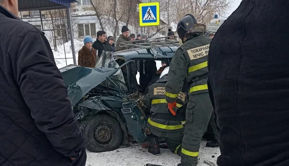 Чп дтп пермь сегодня. Чп чусовой пермский край. чусовой пермский край дтп.